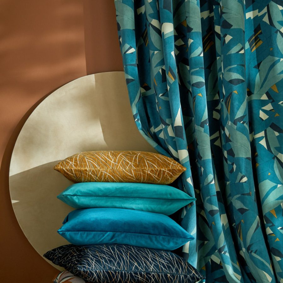 GURBAKSH : PARCHMENT - Upholstery Fabrics