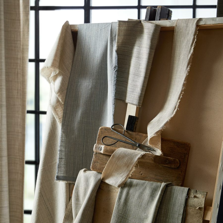 Selecting Fabrics for Decorative Cushion Textiles